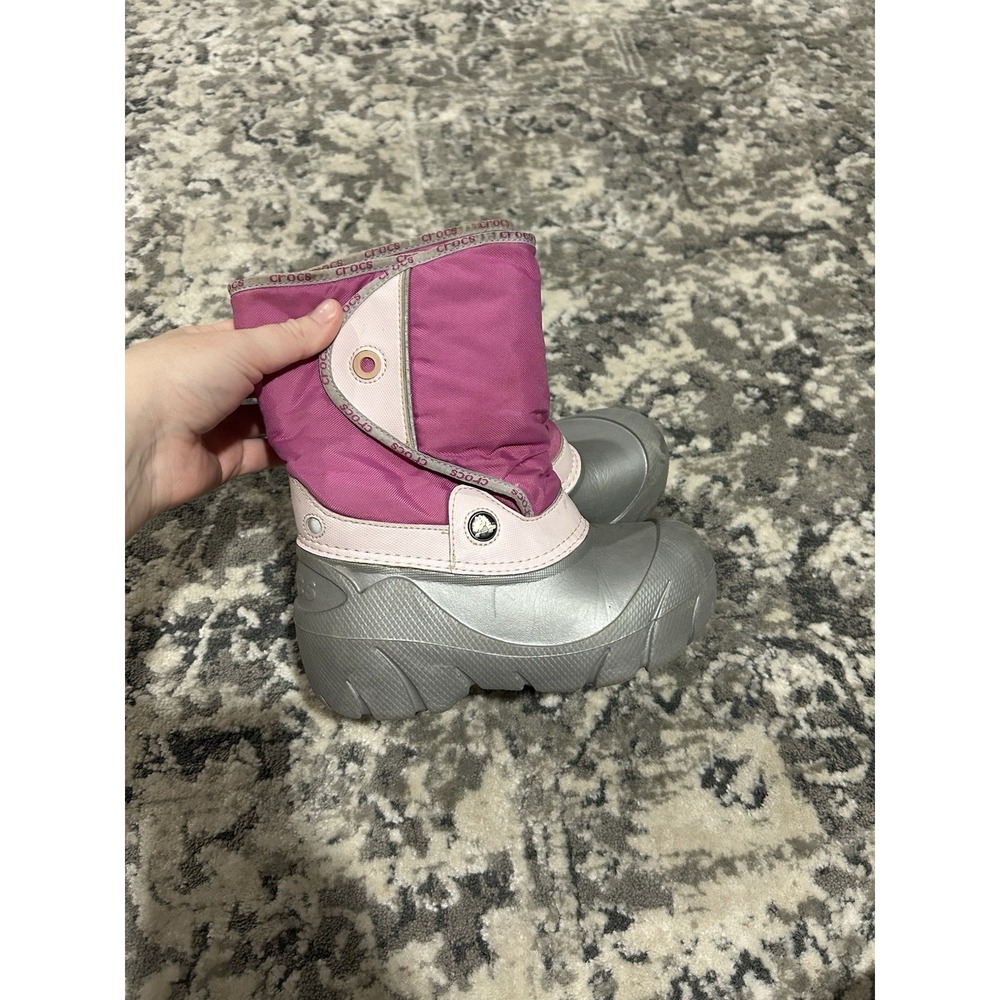 Crocs Youth Girls Shoes Size J2 M Pink Snow Boot Synthetic